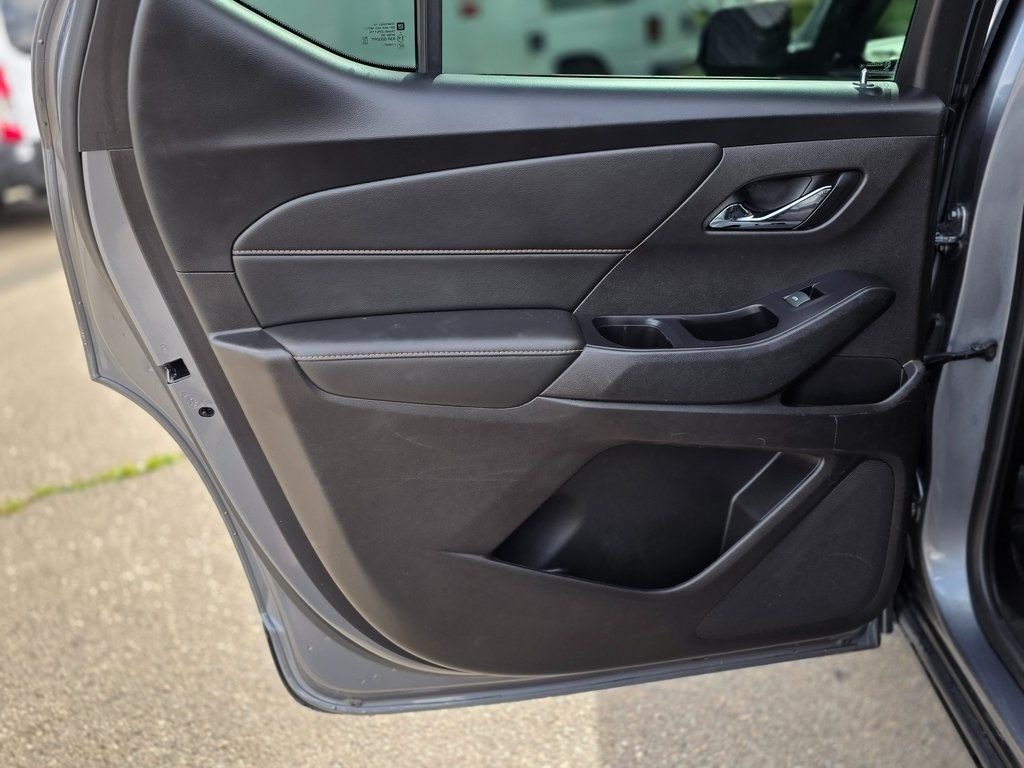 2020 Chevrolet Traverse FWD 4dr RS - 22967719 - 19