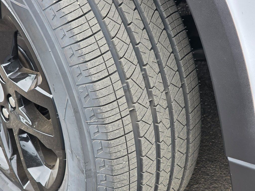 2020 Chevrolet Traverse LS - 22945722 - 12