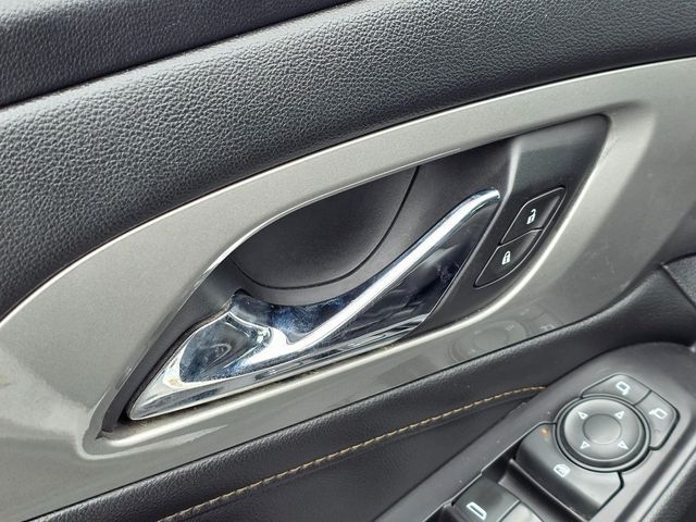 2020 Chevrolet Traverse LS - 22945722 - 23