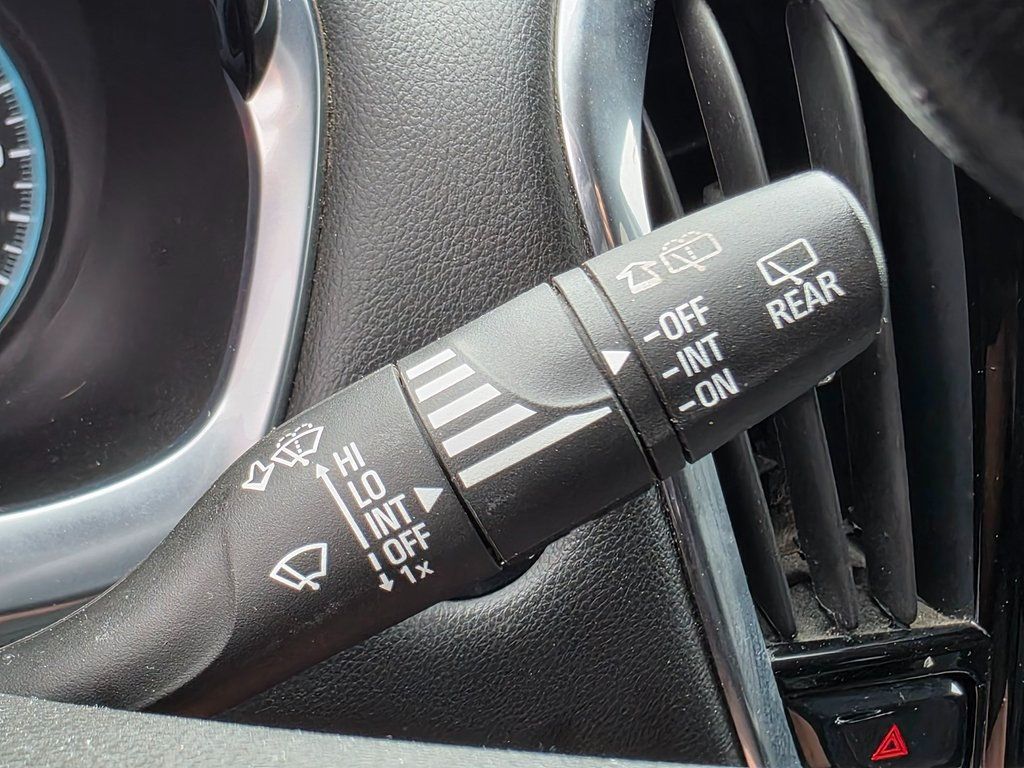 2020 Chevrolet Traverse LS - 22945722 - 38