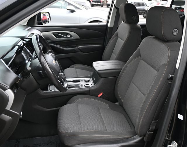 2020 Chevrolet Traverse LT - 23101717 - 12