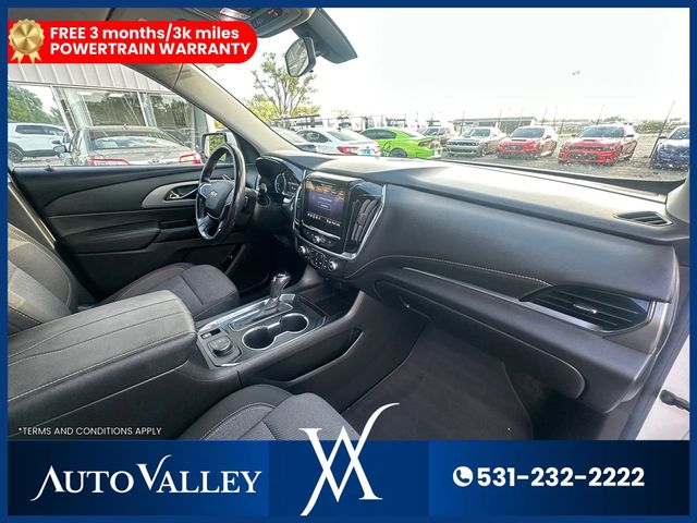 2020 Chevrolet Traverse LT Sport Utility 4D - 23025601 - 16