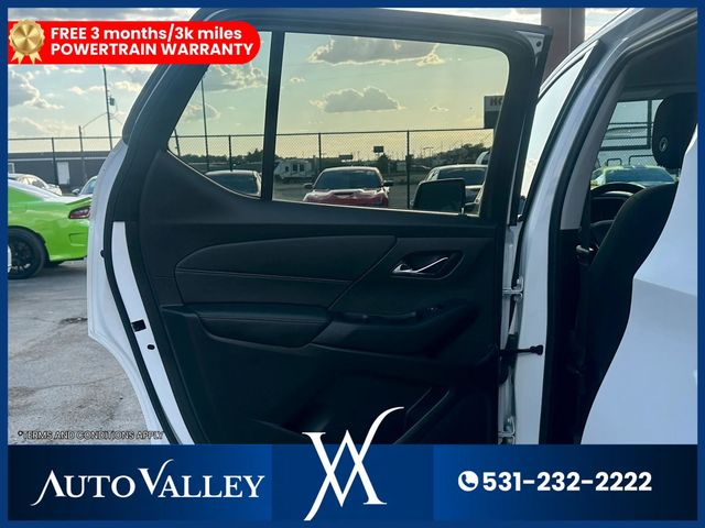 2020 Chevrolet Traverse LT Sport Utility 4D - 23025601 - 17