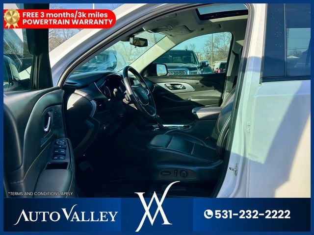 2020 Chevrolet Traverse Premier Sport Utility 4D - 22979121 - 12