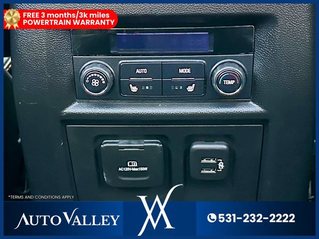 2020 Chevrolet Traverse Premier Sport Utility 4D - 22979121 - 37