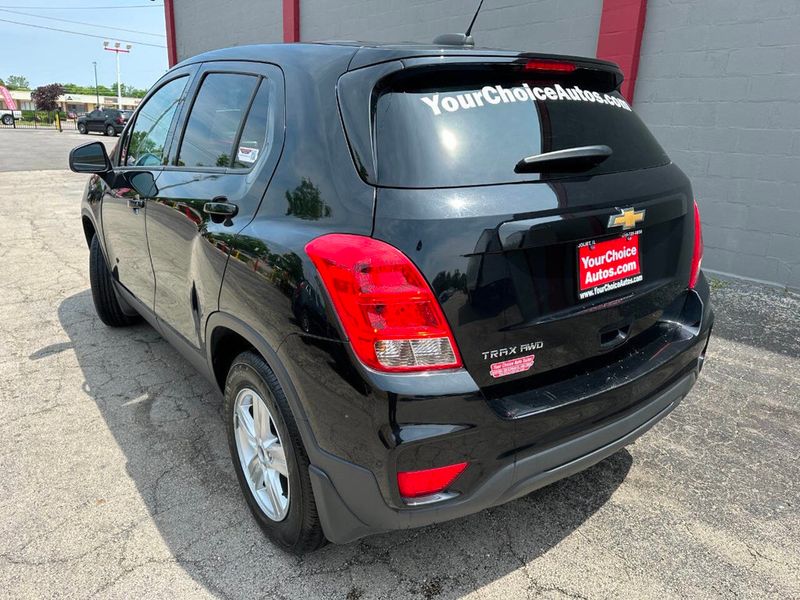 2020 Chevrolet Trax AWD 4dr LS - 22870077 - 2