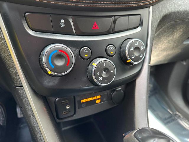 2020 Chevrolet Trax AWD 4dr LS - 22870077 - 35