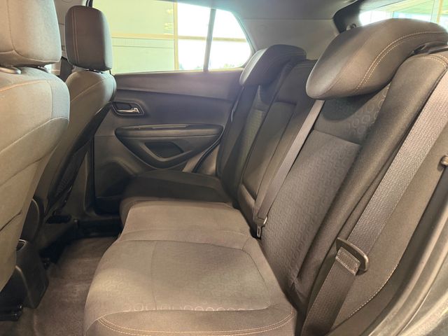 2020 Chevrolet Trax AWD 4dr LS - 23075787 - 19
