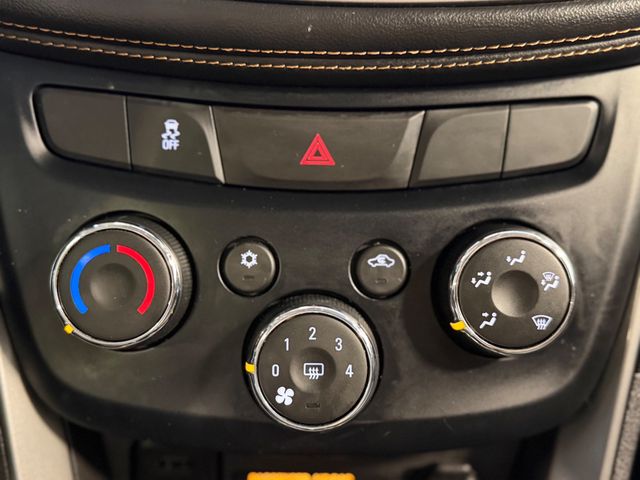 2020 Chevrolet Trax AWD 4dr LS - 23075787 - 28