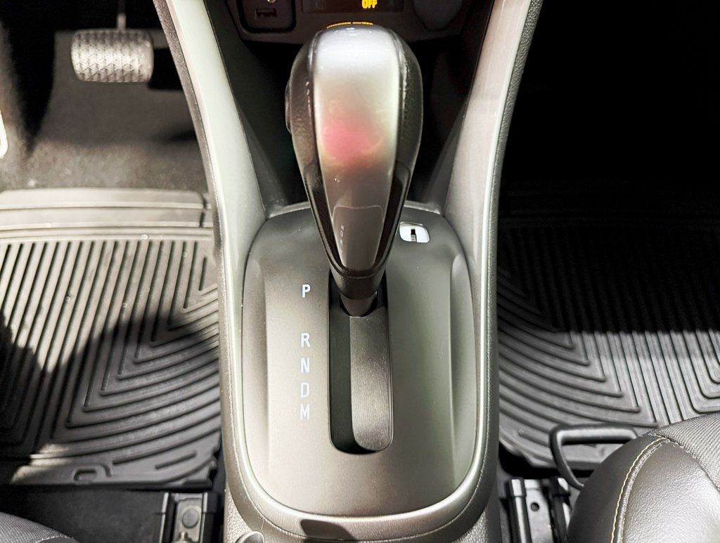 2020 Chevrolet Trax AWD 4dr LT - 22919300 - 16