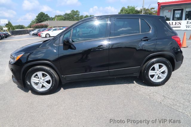 2020 Chevrolet Trax FWD 4dr LS - 22555984 - 3