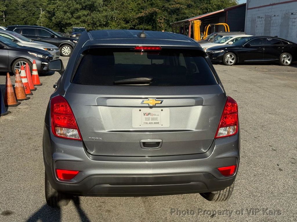 2020 Chevrolet Trax LS photo 6