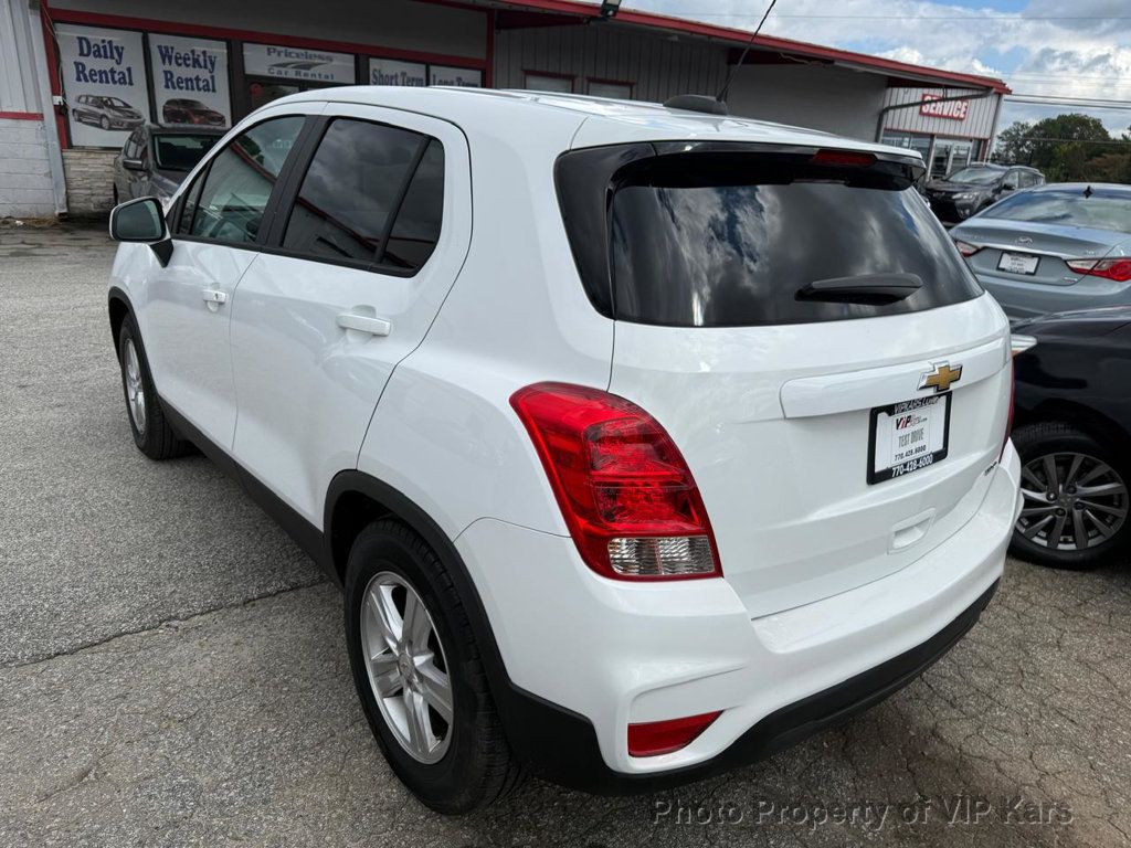 2020 Chevrolet Trax LS photo 4