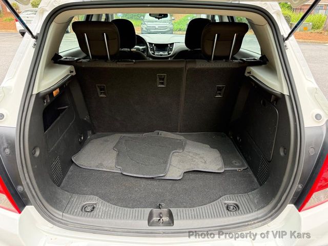 2020 Chevrolet Trax FWD 4dr LS - 23043970 - 21