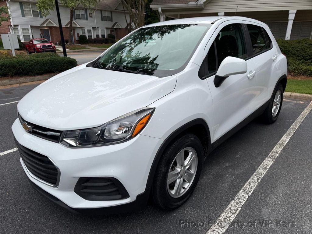 2020 Chevrolet Trax FWD 4dr LS - 23043970 - 22