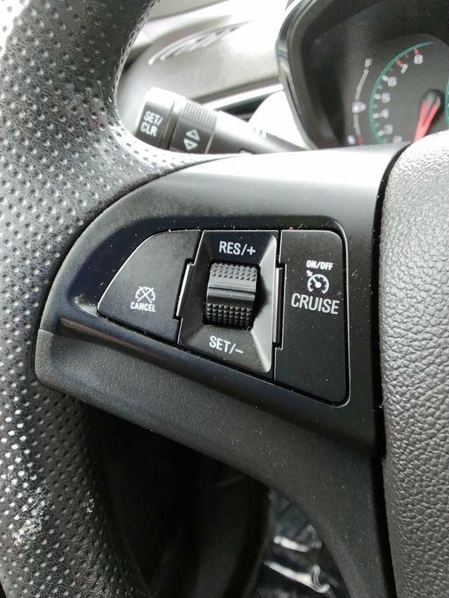 2020 Chevrolet Trax FWD 4dr LS - 22998702 - 13