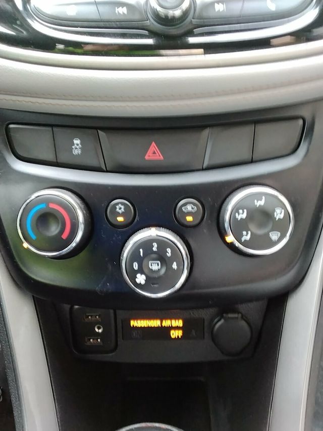 2020 Chevrolet Trax FWD 4dr LS - 22998702 - 22