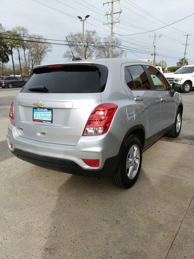 2020 Chevrolet Trax FWD 4dr LS - 22998702 - 3