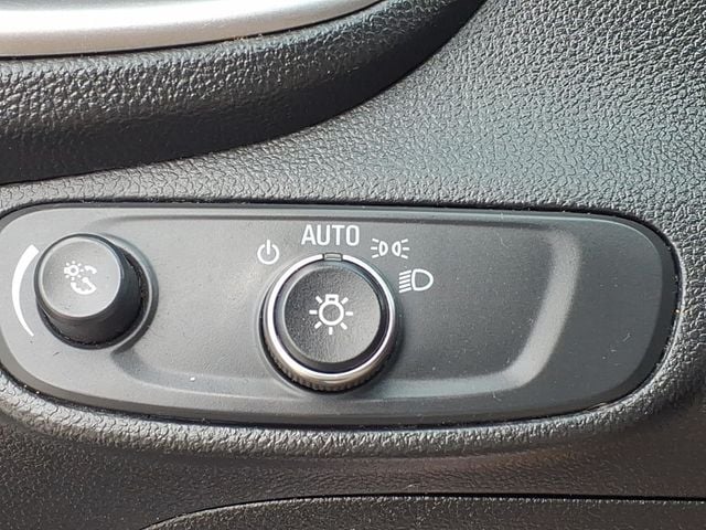 2020 Chevrolet Trax FWD 4dr LS - 22999625 - 13