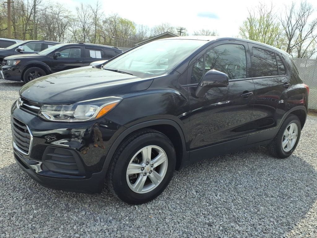 2020 Chevrolet Trax FWD 4dr LS - 22999625 - 3