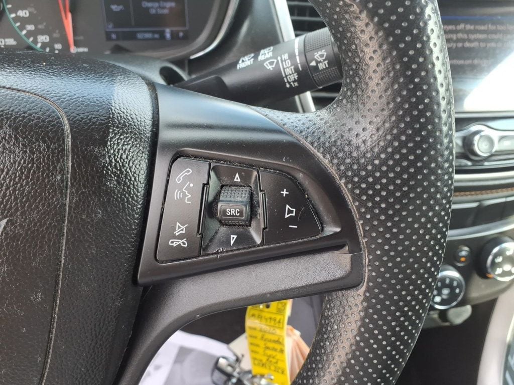 2020 Chevrolet Trax FWD 4dr LS - 22999625 - 8
