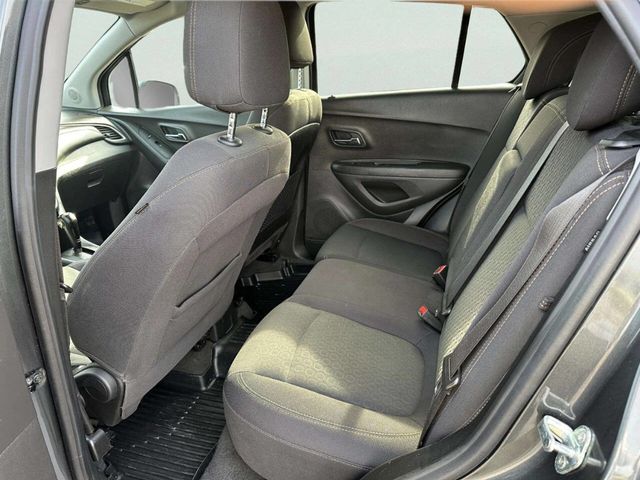 2020 Chevrolet Trax FWD 4dr LS - 22968393 - 10