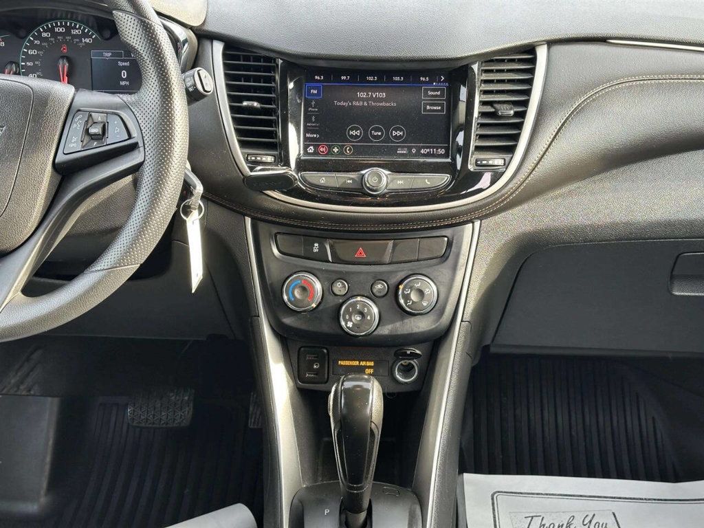2020 Chevrolet Trax FWD 4dr LS - 22968393 - 17