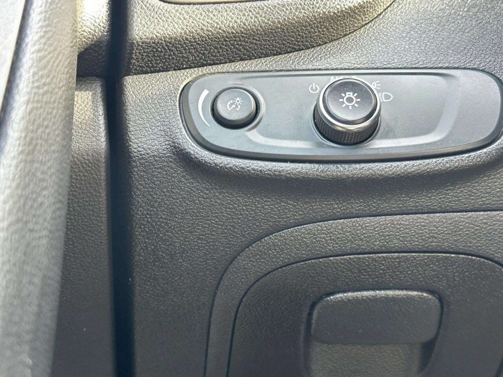 2020 Chevrolet Trax FWD 4dr LS - 22968393 - 26