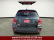 2020 Chevrolet Trax FWD 4dr LS - 22968393 - 3