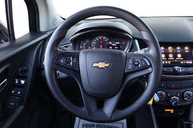 2020 Chevrolet Trax FWD 4dr LS - 22879963 - 30