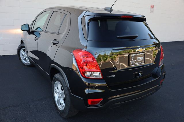 2020 Chevrolet Trax FWD 4dr LS - 22879963 - 7