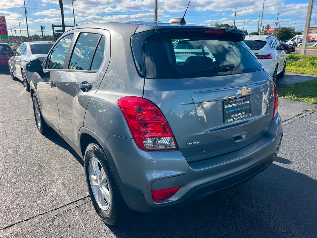 2020 Chevrolet Trax FWD 4dr LS - 22618374 - 6