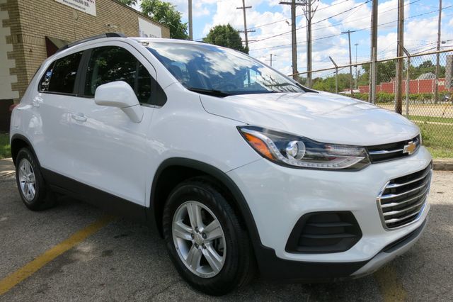 2020 Chevrolet Trax FWD 4dr LT - 22906616 - 0