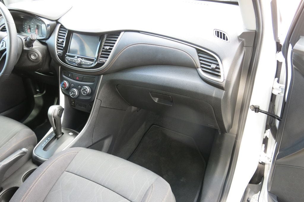 2020 Chevrolet Trax LT photo 10