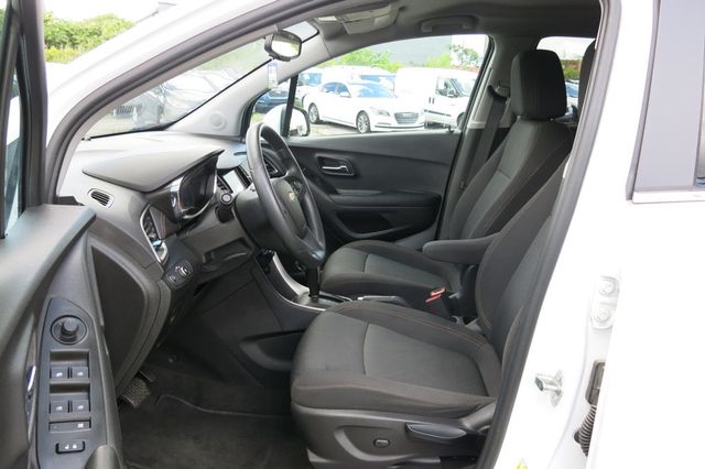 2020 Chevrolet Trax FWD 4dr LT - 22906616 - 12