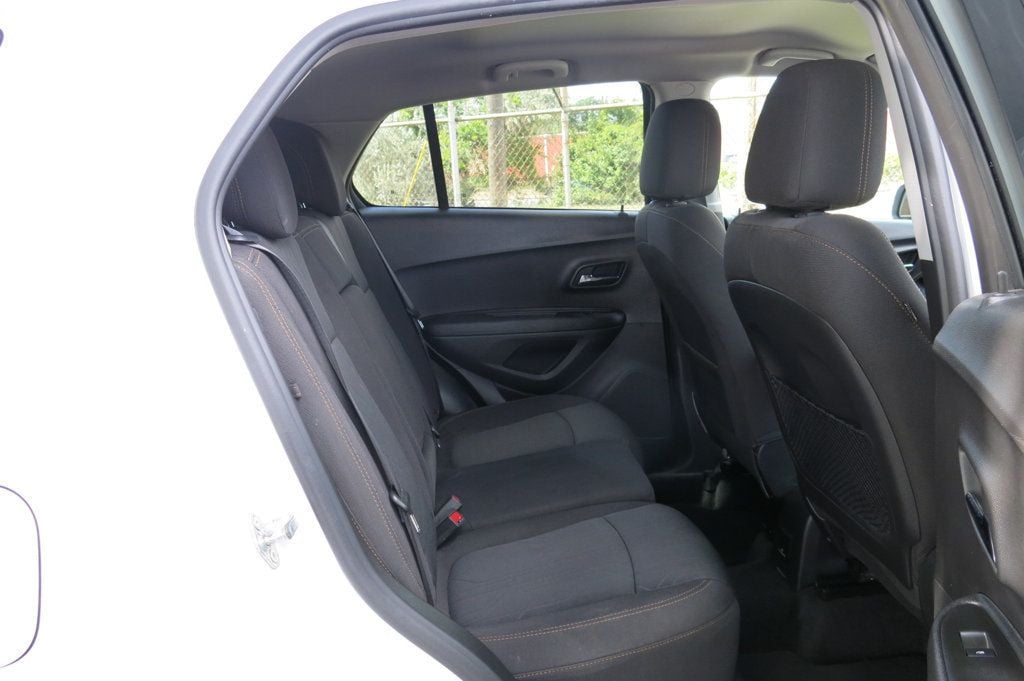2020 Chevrolet Trax LT photo 14