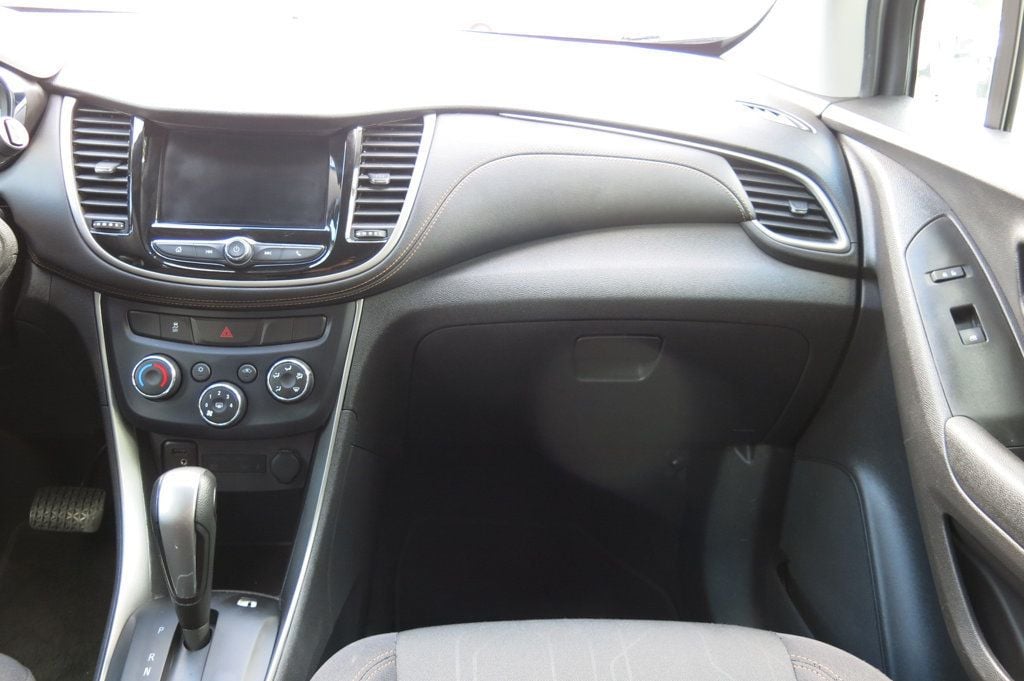 2020 Chevrolet Trax LT photo 19