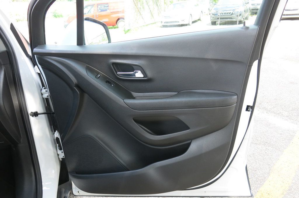 2020 Chevrolet Trax LT photo 43