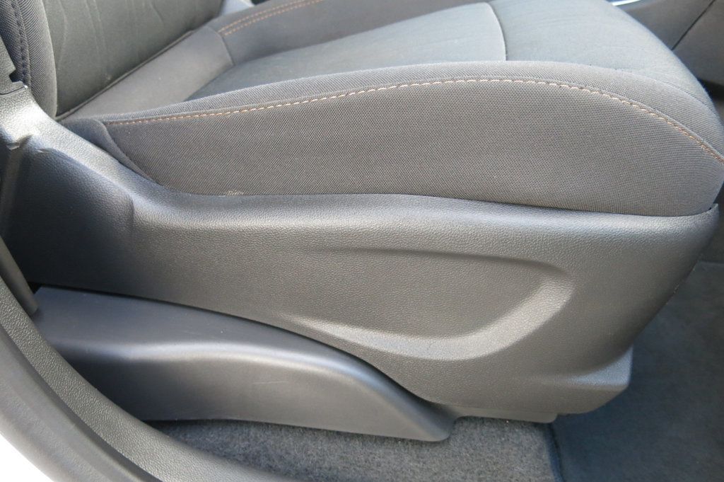 2020 Chevrolet Trax FWD 4dr LT - 22906616 - 61