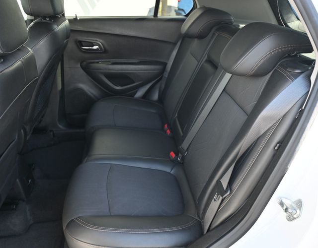 2020 Chevrolet Trax FWD 4dr LT - 22998261 - 13