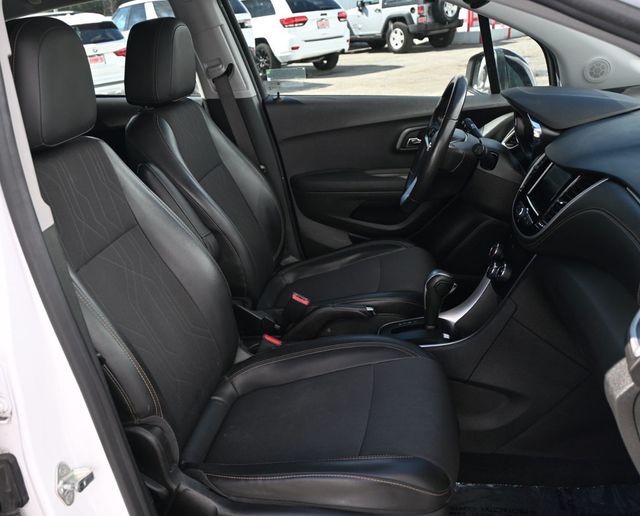 2020 Chevrolet Trax FWD 4dr LT - 22998261 - 14