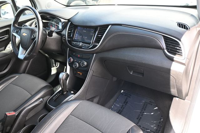 2020 Chevrolet Trax FWD 4dr LT - 22998261 - 8