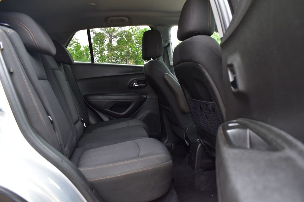 2020 Chevrolet Trax FWD 4dr LT - 23019866 - 18