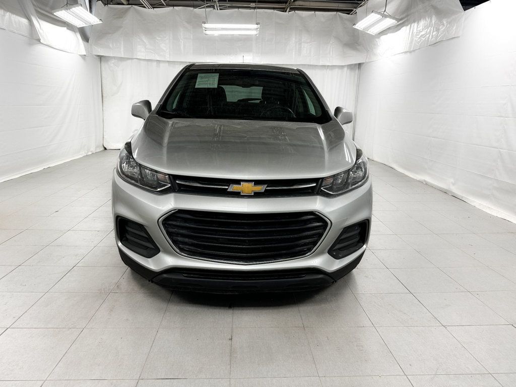 2020 Chevrolet Trax LS - 22957257 - 1