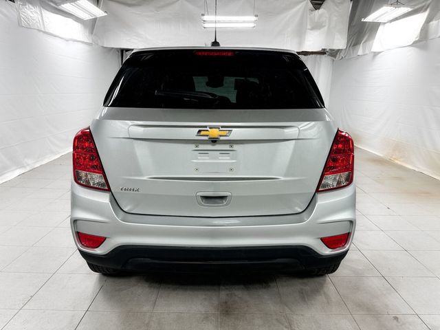 2020 Chevrolet Trax LS - 22957257 - 3