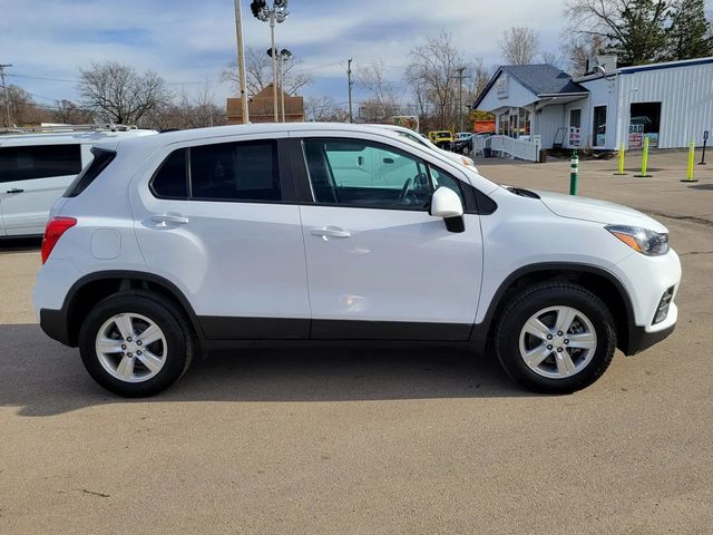 2020 Chevrolet Trax LS Sport Utility 4D - 23041926 - 2