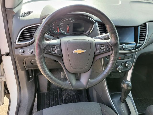 2020 Chevrolet Trax LS Sport Utility 4D - 23041926 - 5