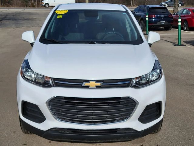 2020 Chevrolet Trax LS Sport Utility 4D - 23041926 - 8