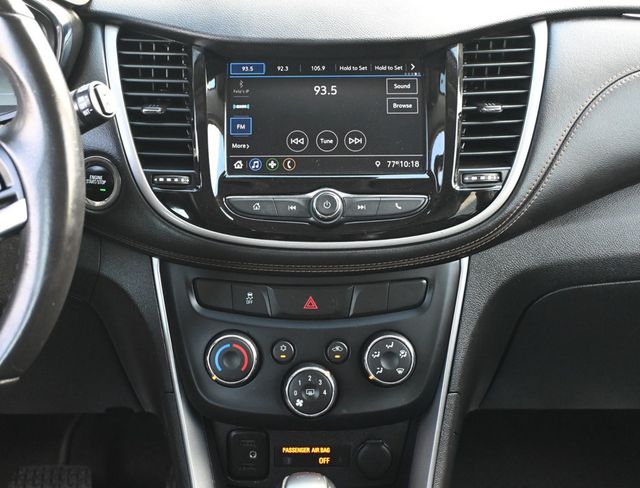 2020 Chevrolet Trax LT Red Line edition - 22998261 - 11