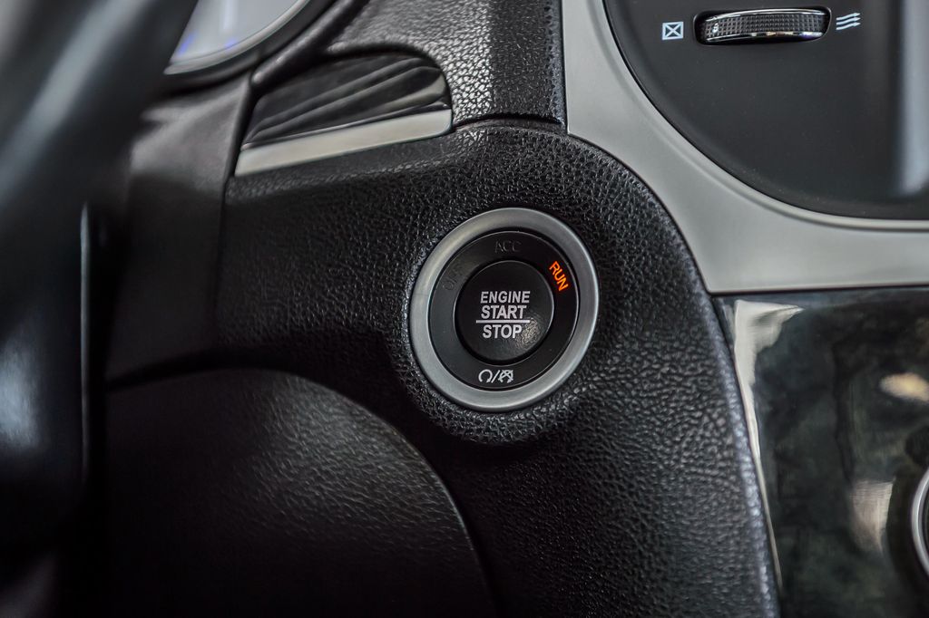 2020 Chrysler 300 300 LIMITED AWD - NAV - BACKUP CAM - BLUETOOTH  - 22990634 - 29